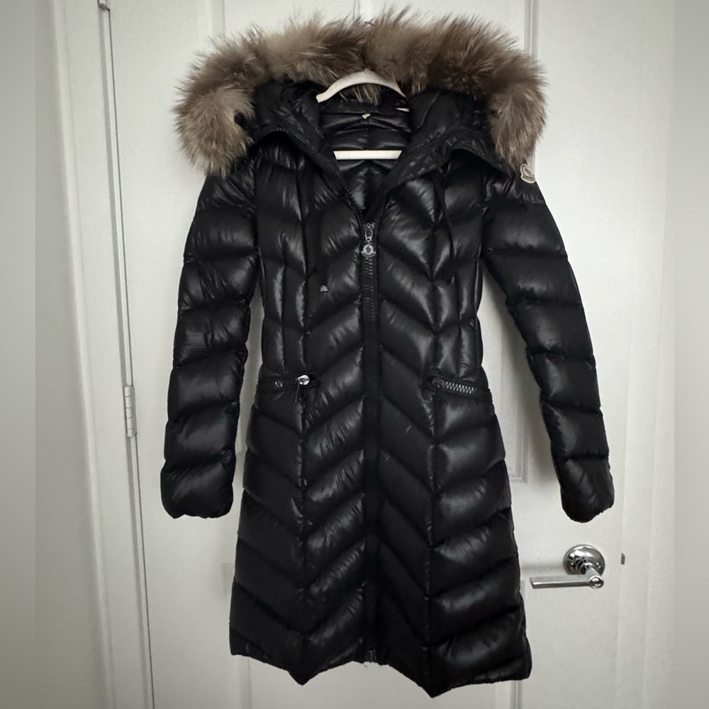 Moncler Black Long Puffer Coat with Fox Fur Trim – Size 0 (US XS)